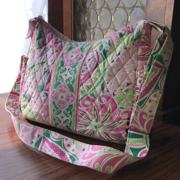 Vera Bradley Handbags - Pinwheel Pink Large Maggie Shoulder bag *RETIRED* perfect for electronic tablet